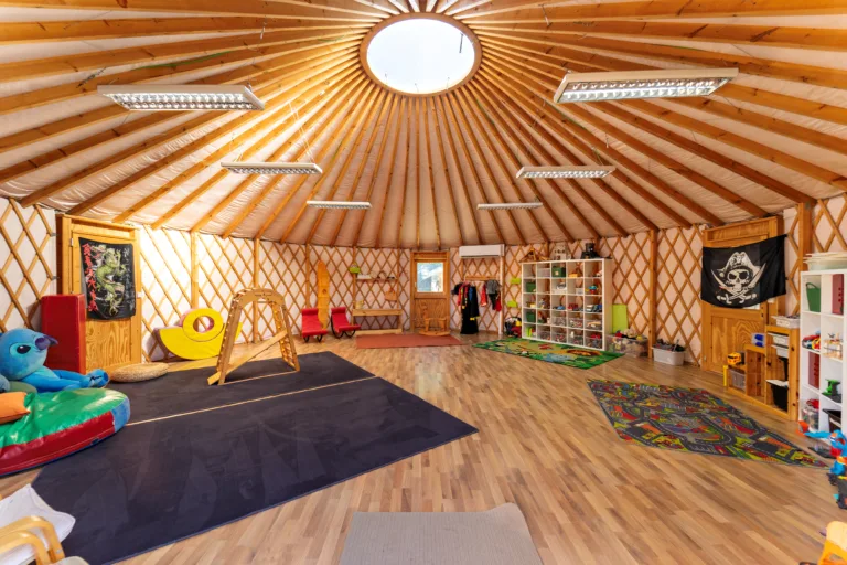 Spielejurte für Kinder auf dem Campingplatz Campynino in Spanien
